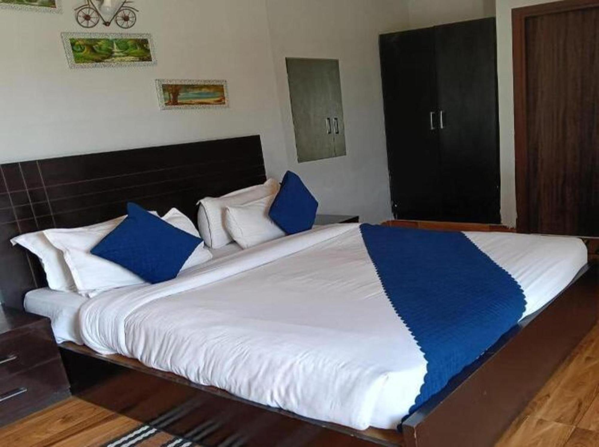 Vrindavan Dreams Hotel And Suites Εξωτερικό φωτογραφία